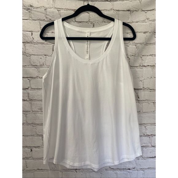 Lululemon tank top size 12 NWOT - Picture 1 of 5